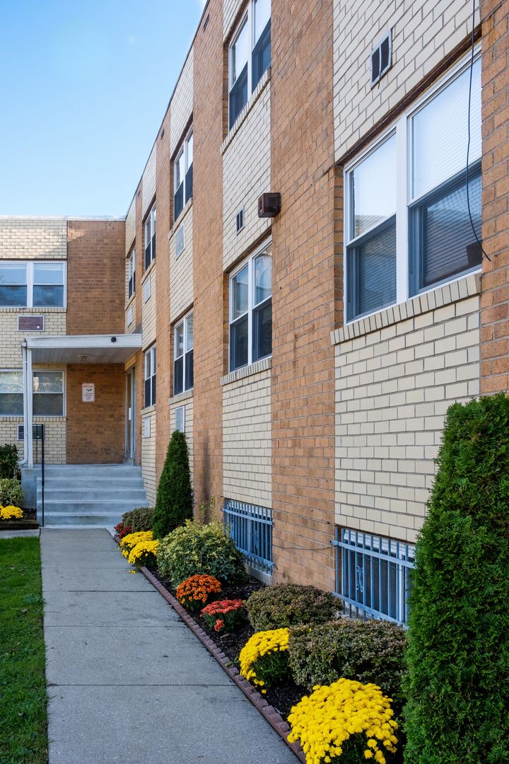 Philadelphia Apartment: 700 West Walnut Lane