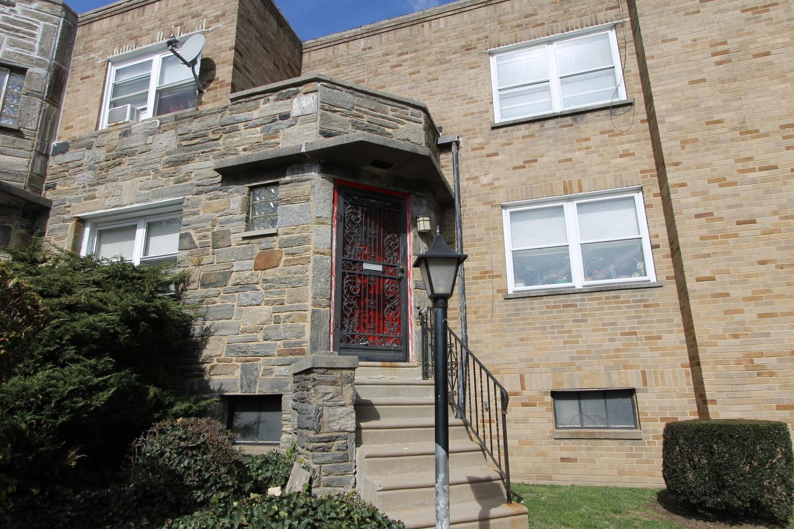 Philadelphia Apartment: 6711 Pleasant Place