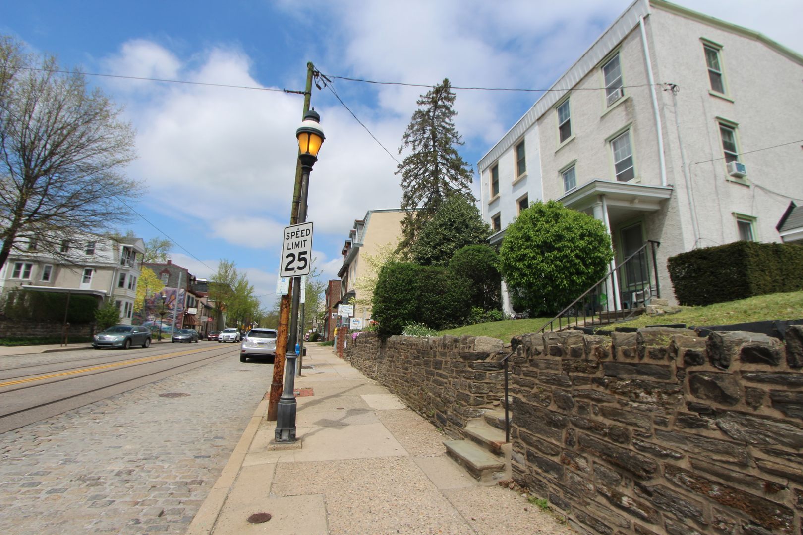 Philadelphia Apartment: 8107 Germantown Avenue