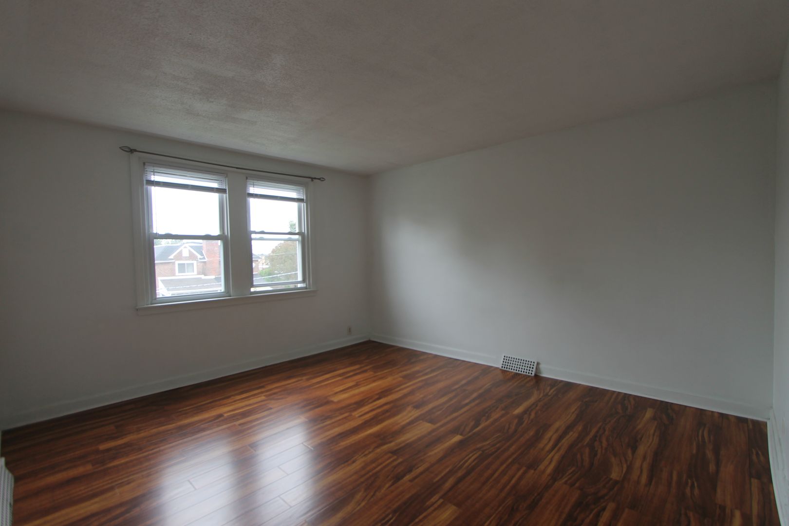Philadelphia Apartment: 7436 Thouron Avenue