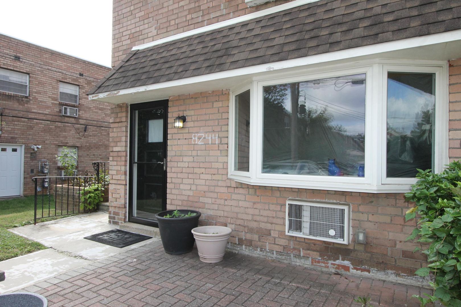 Philadelphia Apartment: 8244 Woolston Avenue