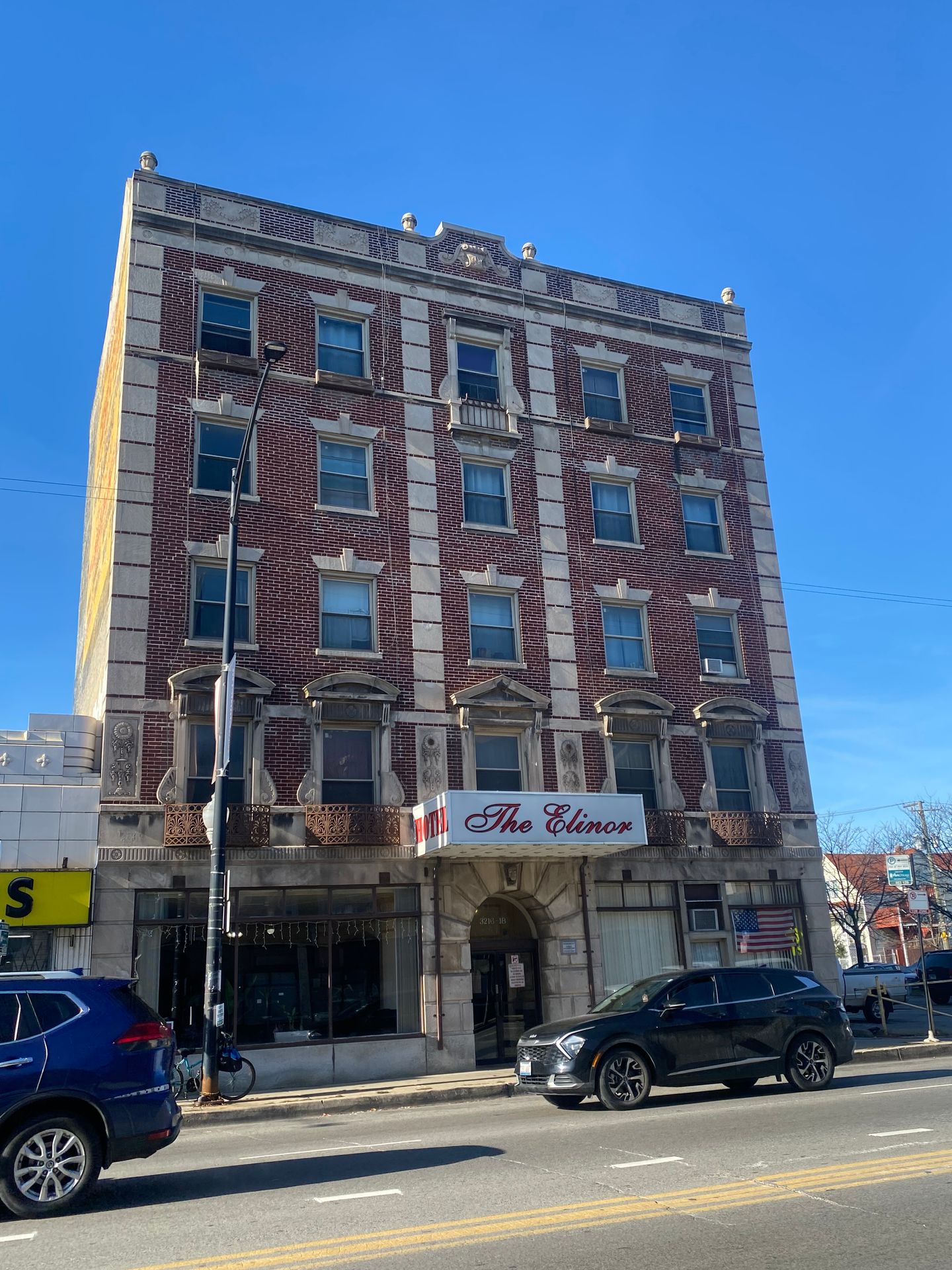 Chicago Apartment: 3216-18 N Cicero Ave