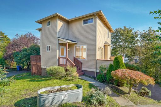 Gorgeous Remodeled Home – photo 1