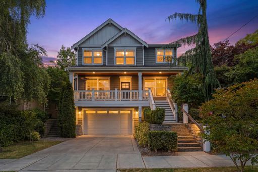 Remarkable Craftsman-4BR – photo 1