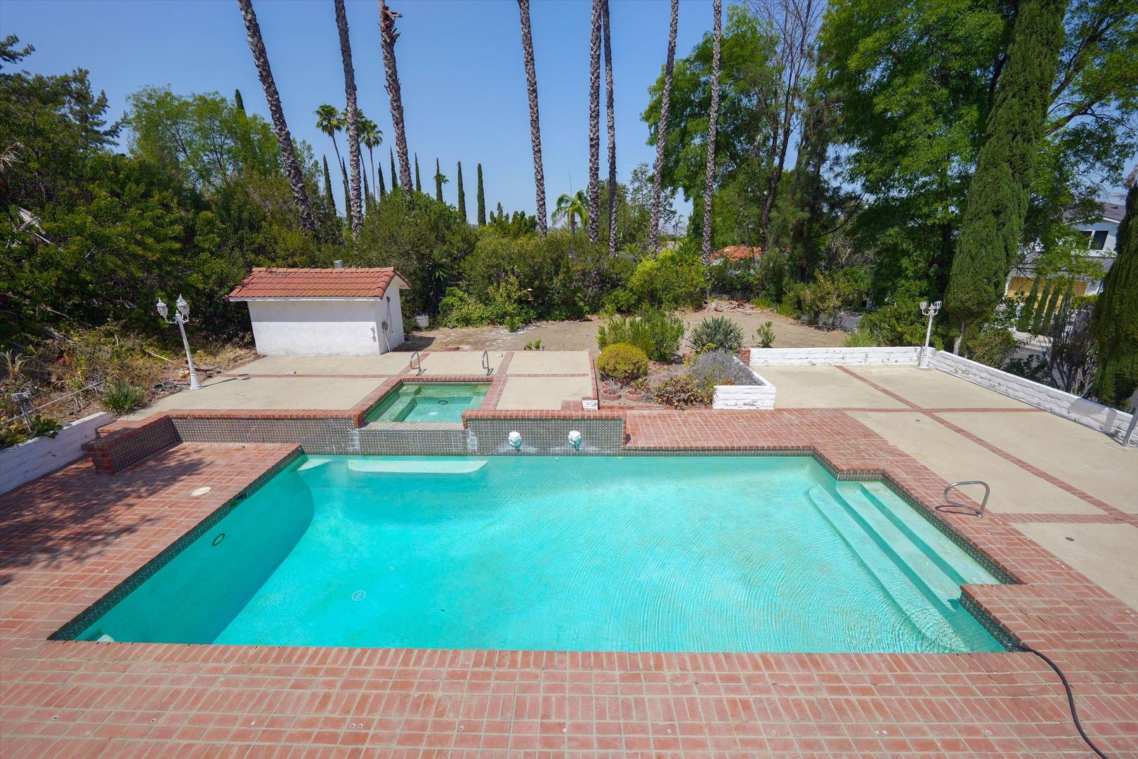 Pool at 4041 Alonzo (2 of 2)