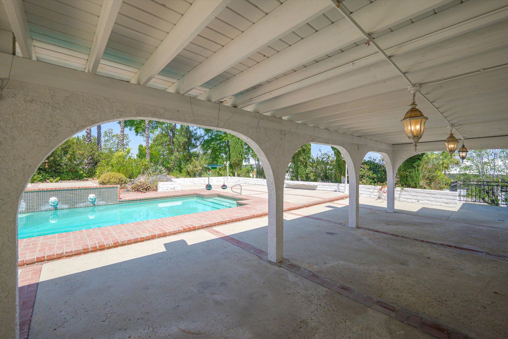 Pool at 4041 Alonzo (1 of 2)