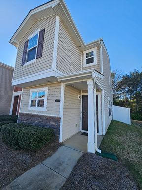 453 Hunters Dance Rd...Catawba Village end unit town home...AVAIL FOR SEPT MOVE IN!! – photo 1