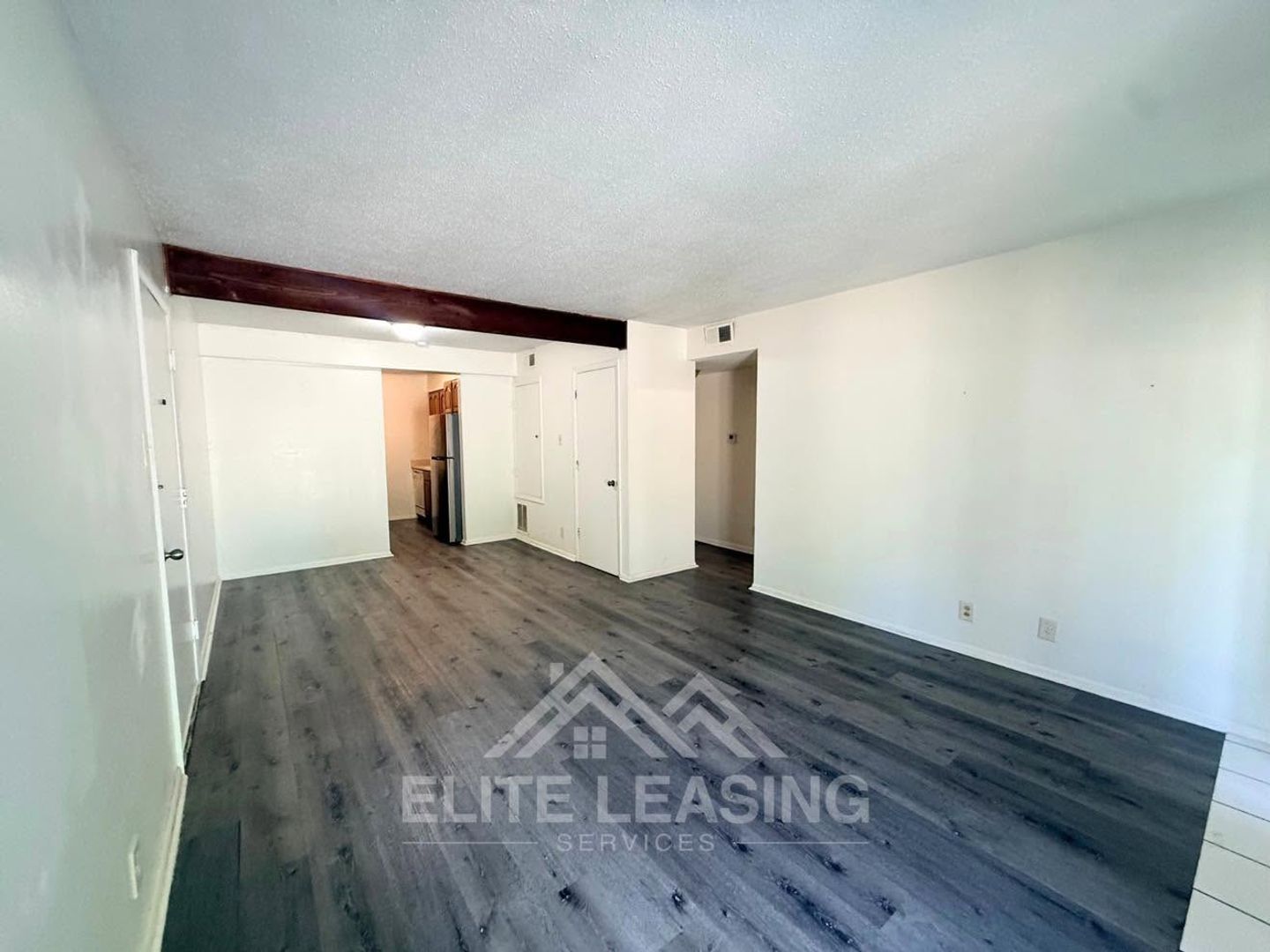 Topeka Apartment: 3312 SW 7th St.