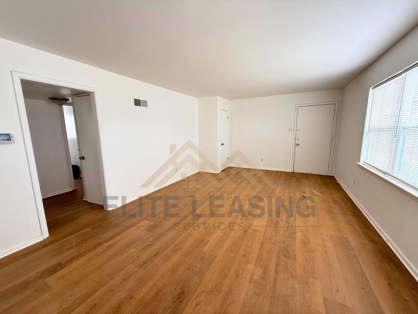 Topeka Apartment: 1175 SW Woodhull St.
