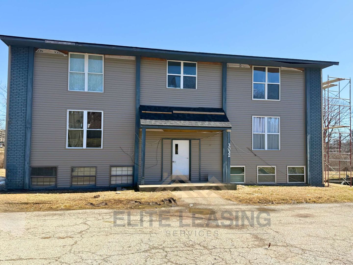 Topeka Apartment: 3024 SE Swygart St
