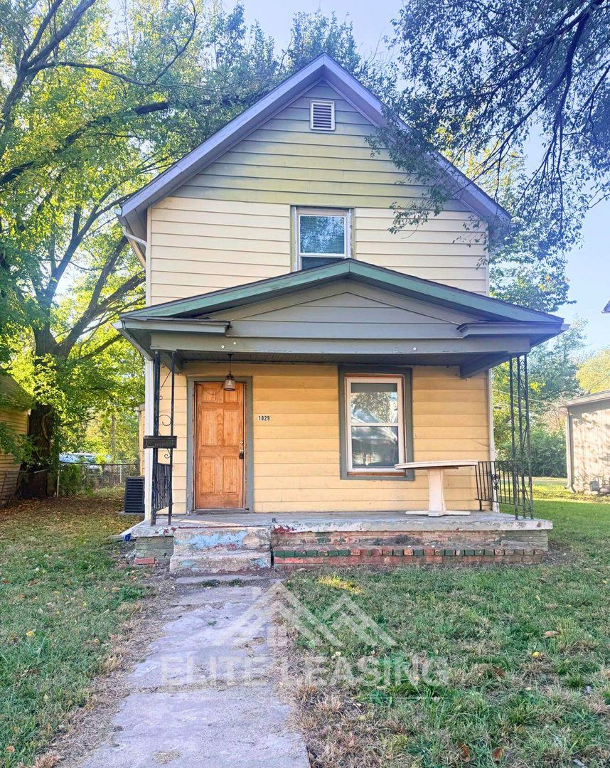 4 Bedroom | 2 Bathroom Home – Spacious and Inviting!