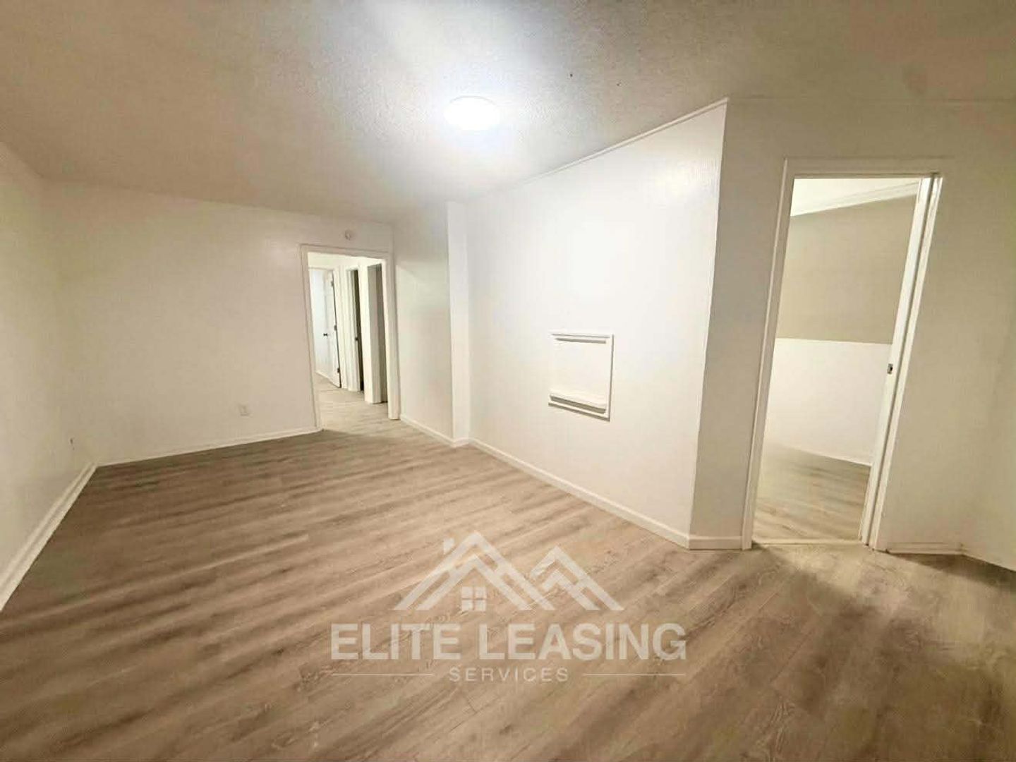 Ks Apartment: 1438 SW Van Buren