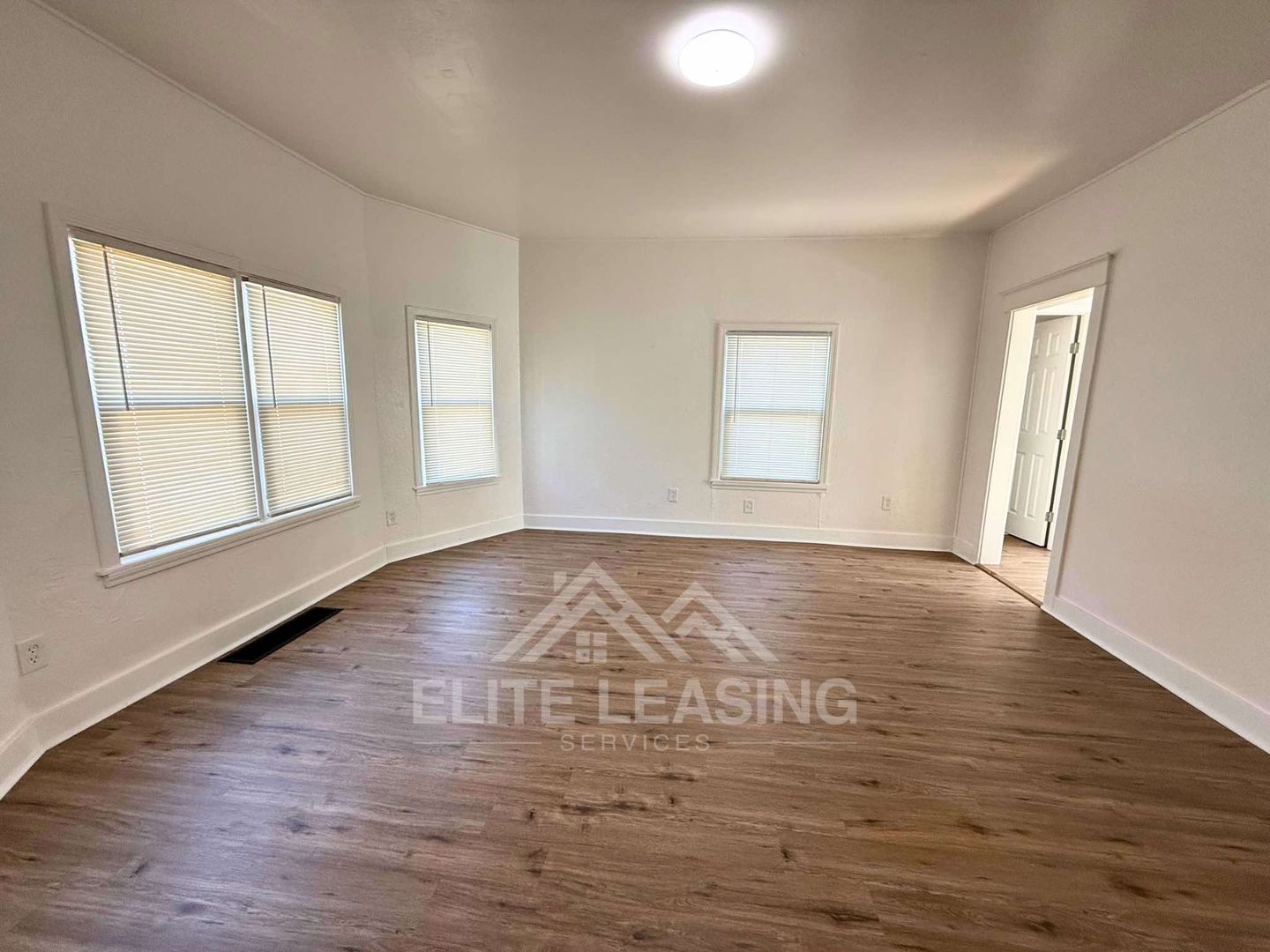 Topeka Apartment: 1500 SW Van Buren St.