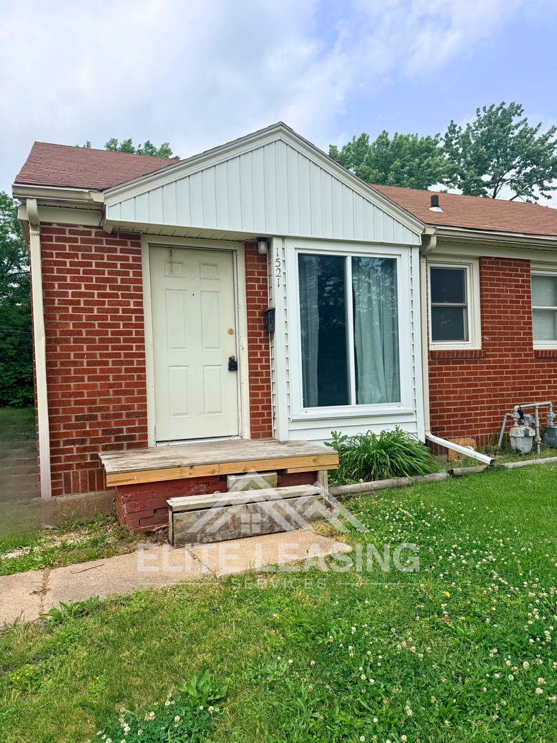 Topeka House: 1521 SW Lincoln ST