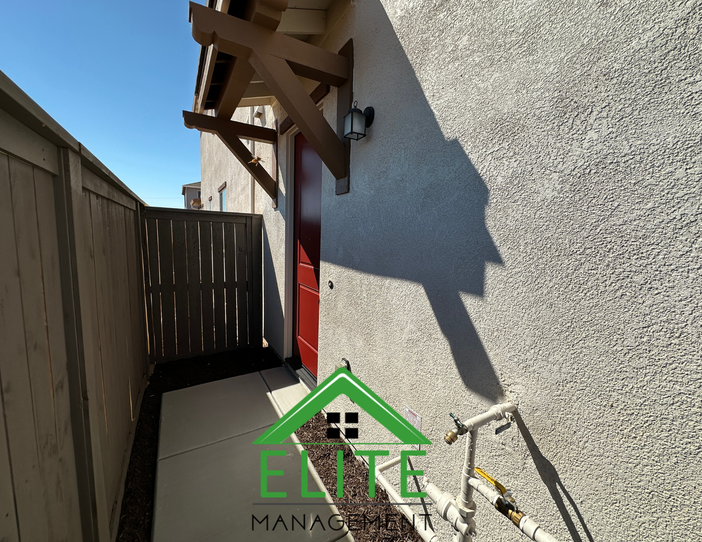 Sacramento House: 7372 Octave St Unit 2