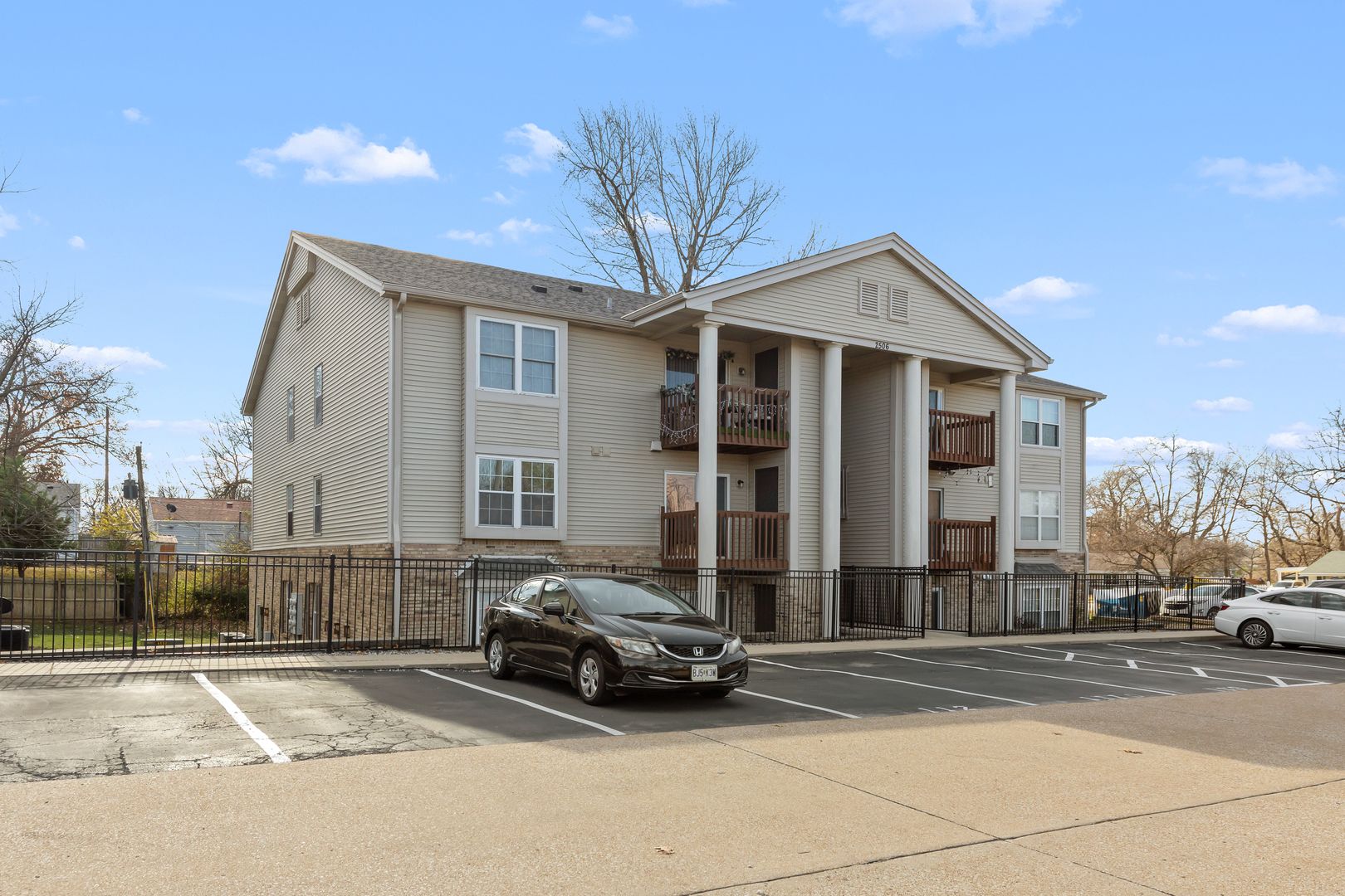 Maryland Heights Condo: 2506 Creve Coeur Mill Road