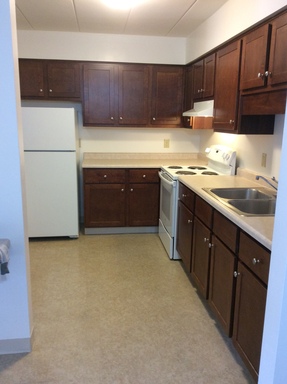 2045 Meadow Lane, 1