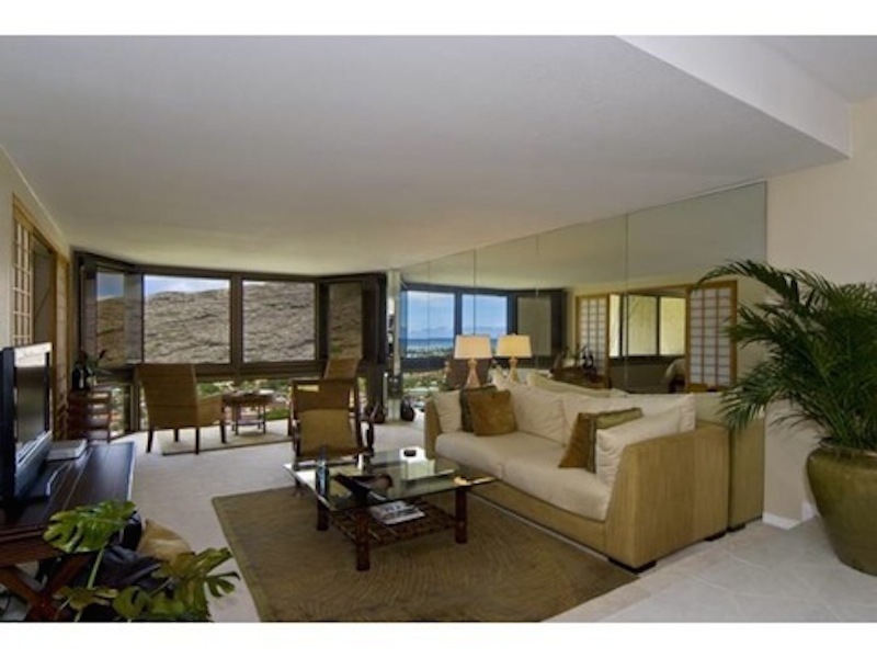 Honolulu Condo: 521 Hahaione Street #17H