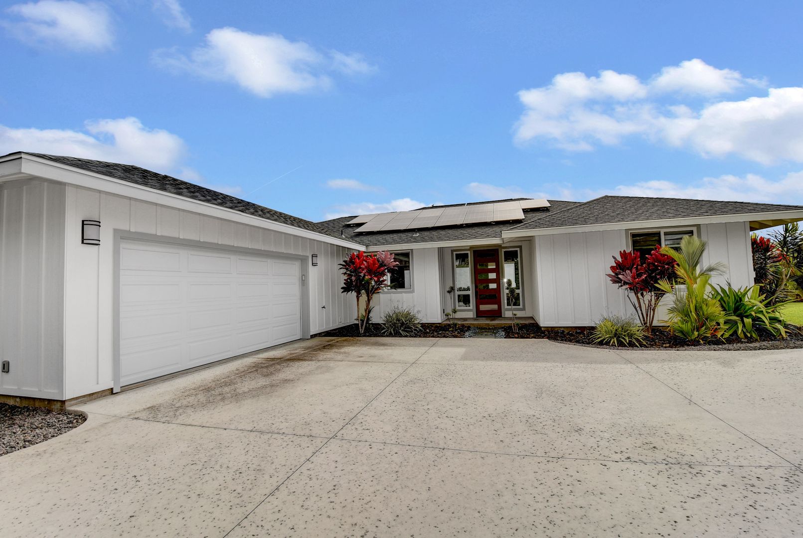 Kailua Kona House: 73-1220 Wainani St