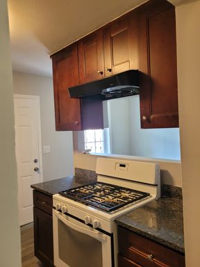Charming North Charleston Home | Convenient Location – photo 1
