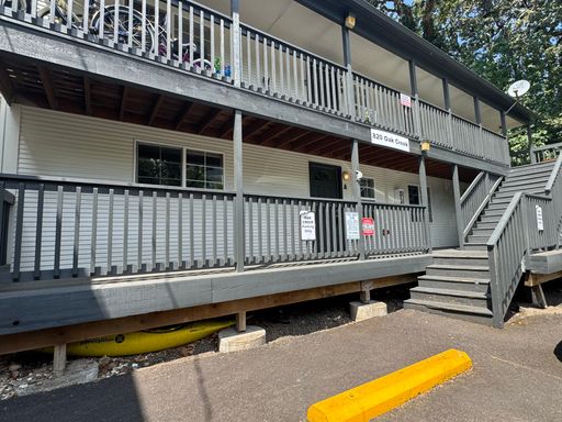 Available Now – Updated 4 Bedroom Duplex With Office Near Oregon State University! – photo 1
