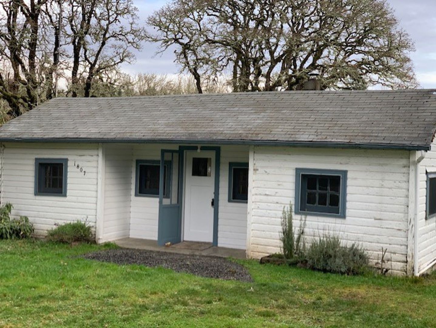 Updated 1 Bedroom ~ 1  Bathroom Cottage Minutes From OSU