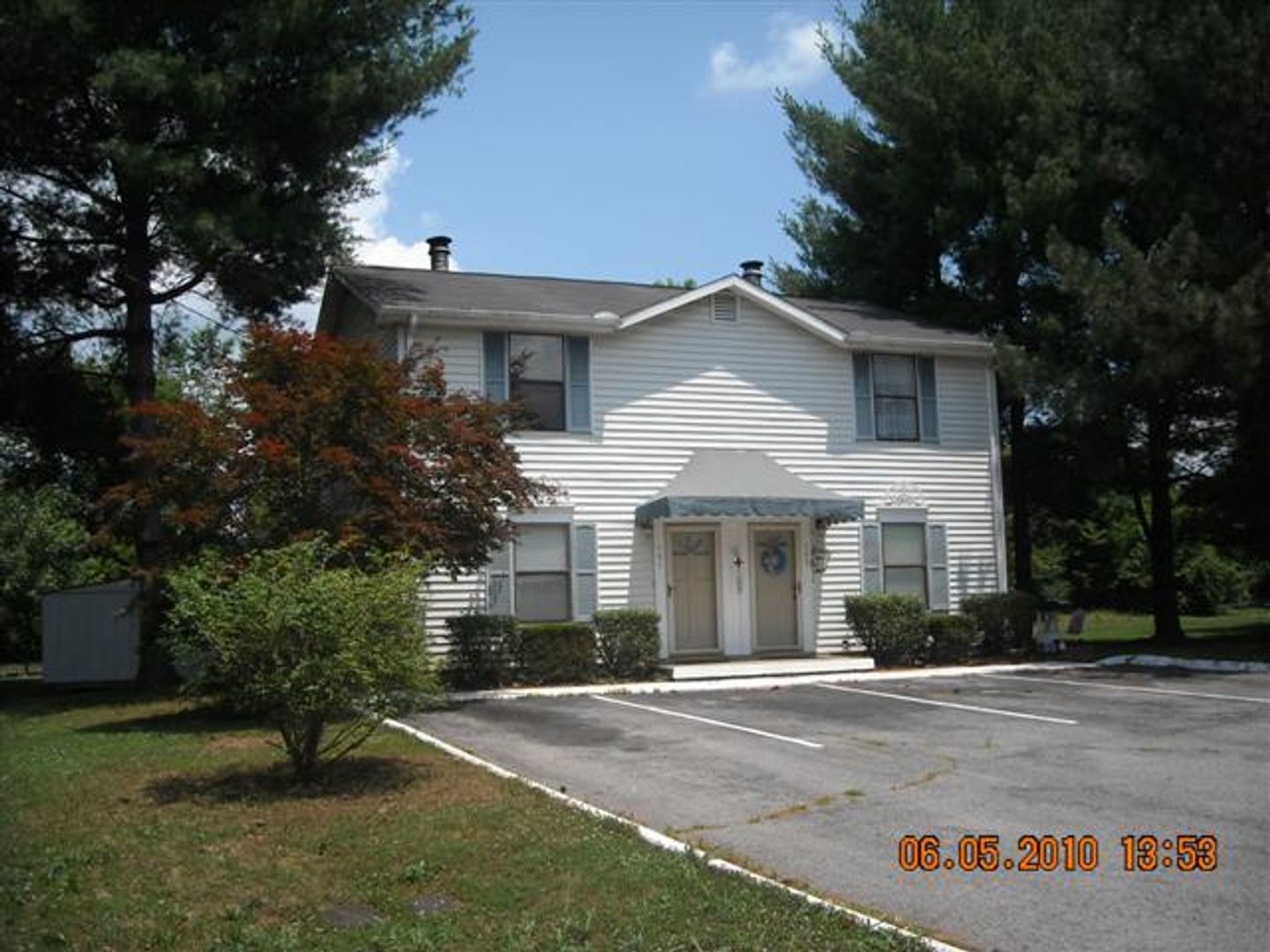 Hendersonville House: 151 Edgewood Dr.
