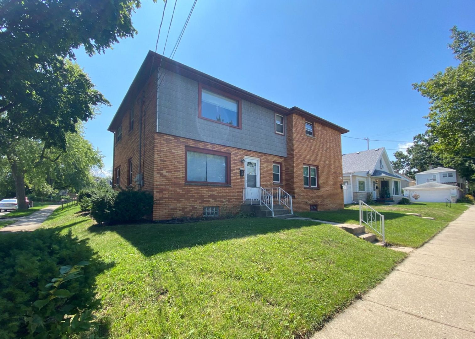 Milwaukee Apartment: 3101-3101A W. Morgan Avenue