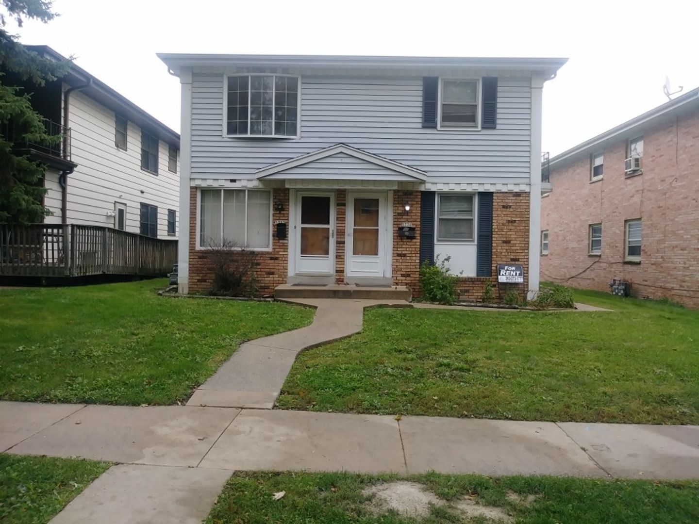 Milwaukee Apartment: 5730-5732 N. 94th Street