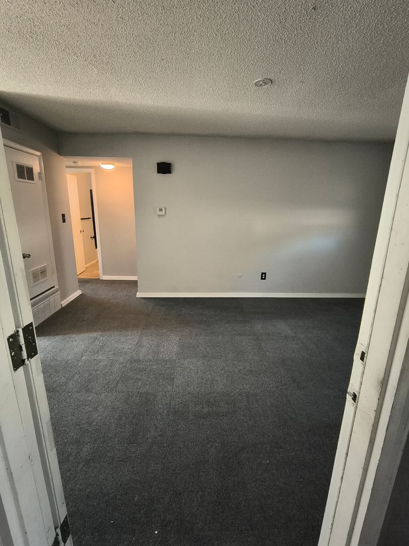 Belton Apartment: 8201 Spring Valley Rd
