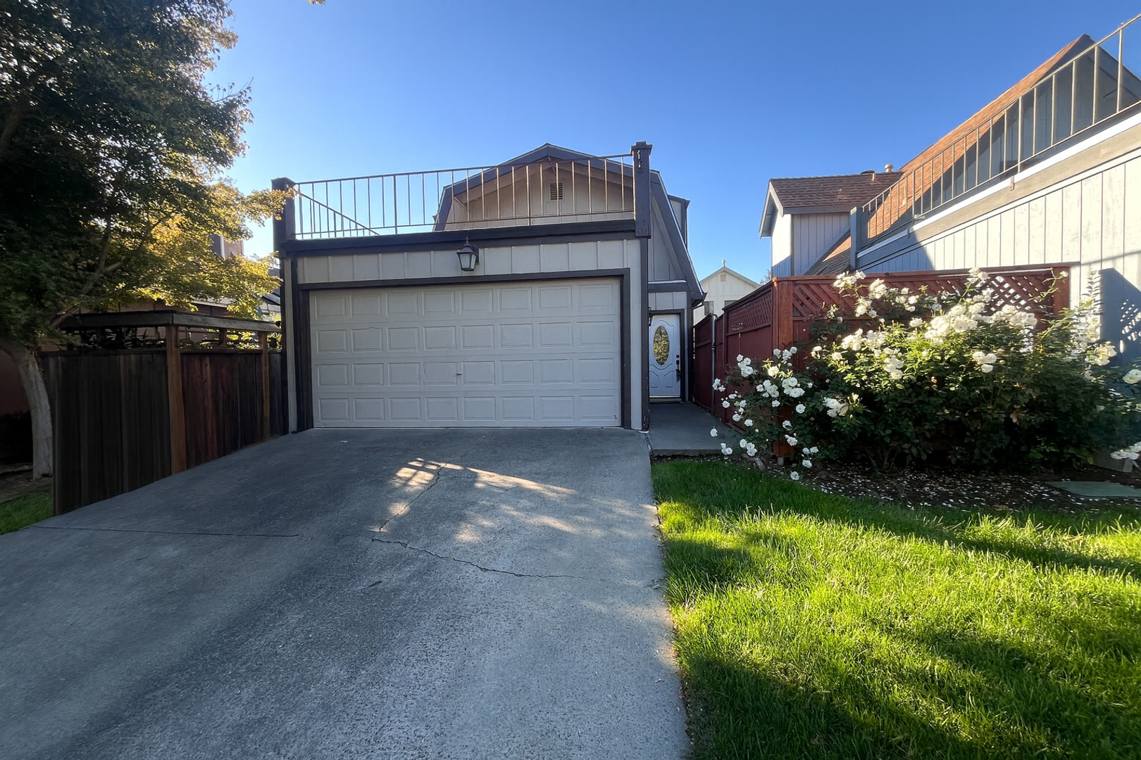 Davis House: 3130 Lillard Dr