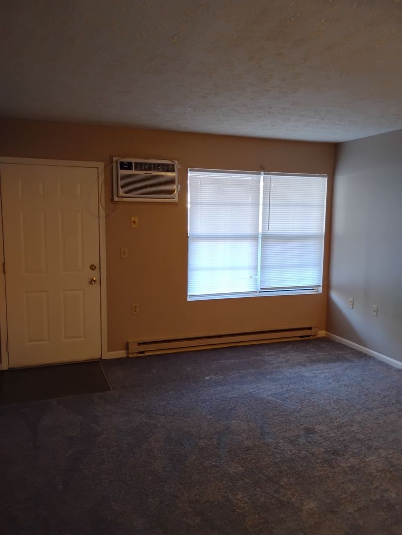 Lafayette Apartment: Teal Rd