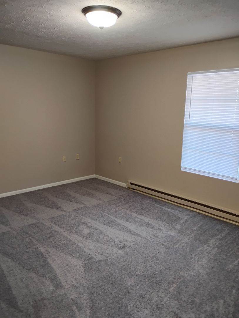 Lafayette Apartment: Teal Rd