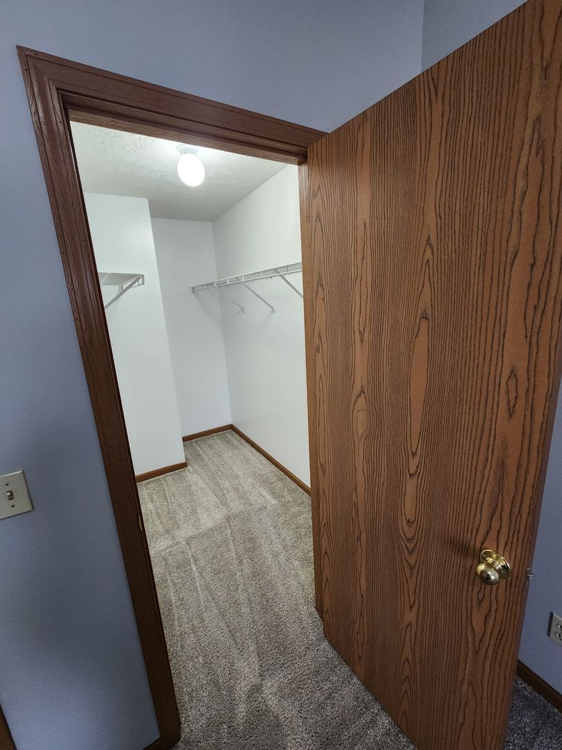 Lafayette Apartment: 50 Bridgewater Ct