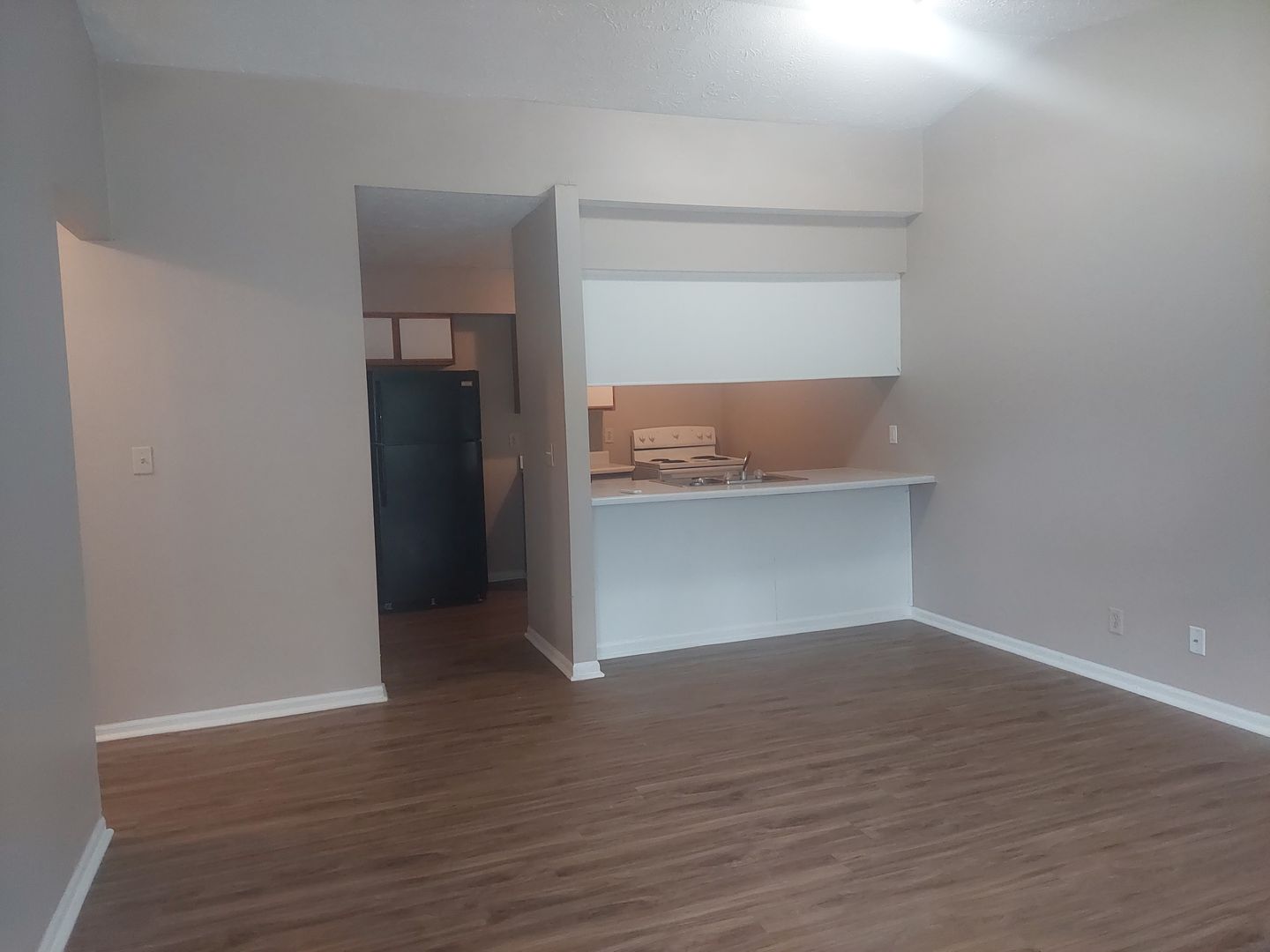 Lafayette Apartment: Teal Rd