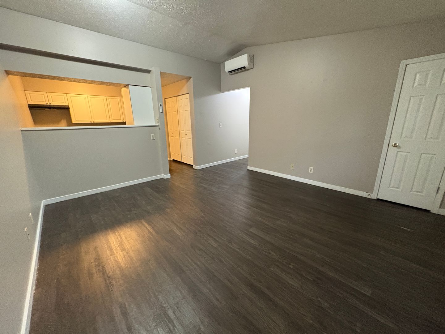 Lafayette Apartment: Teal Rd