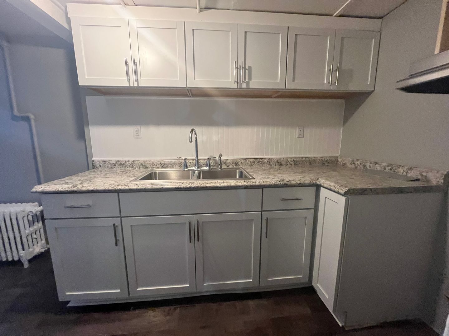 St. Paul Apartment: 1727 Reaney Ave E