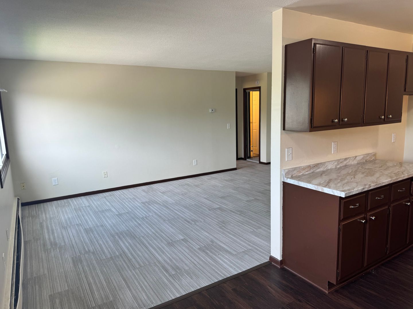 Minneapolis Apartment: 3753 Girard Ave N