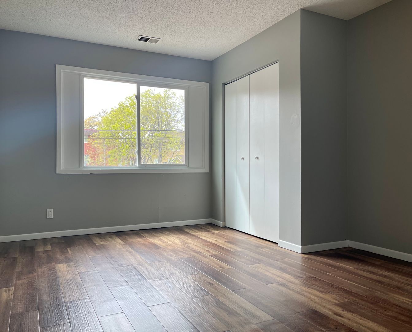 Minneapolis Apartment: 3211 N 6th St