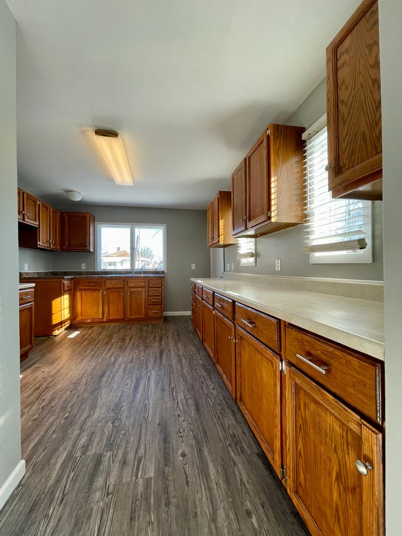 Minneapolis Apartment: 1510 22nd Ave N