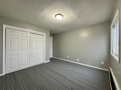 Nice 2 Bedroom 1 Bathroom Apartment in Minneapolis! – photo 1