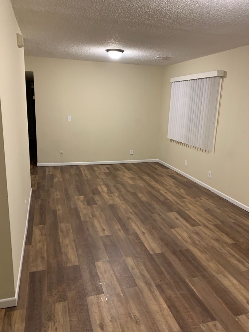 Minneapolis Apartment: 3211 N 6th St