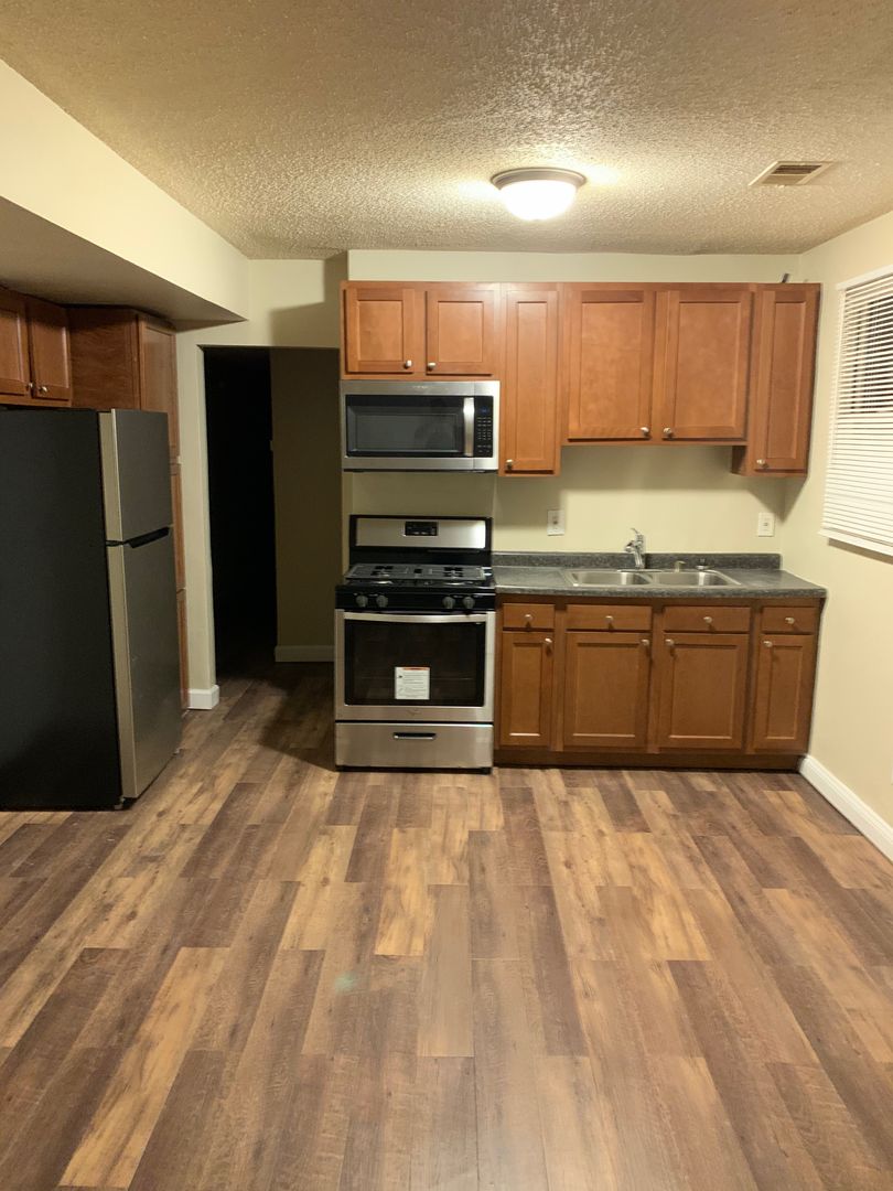 Minneapolis Apartment: 3211 N 6th St