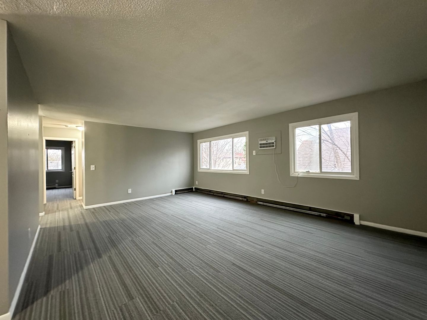 Minneapolis Apartment: 3753 Girard Ave N