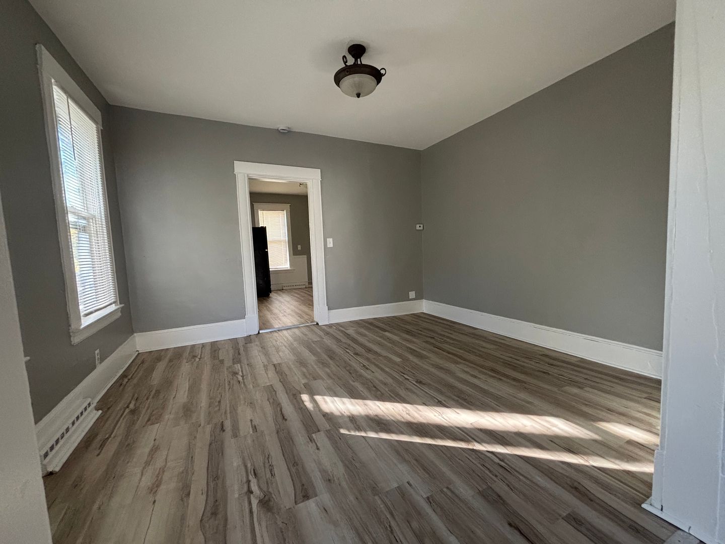 Minneapolis Apartment: 2709 Aldrich Ave N