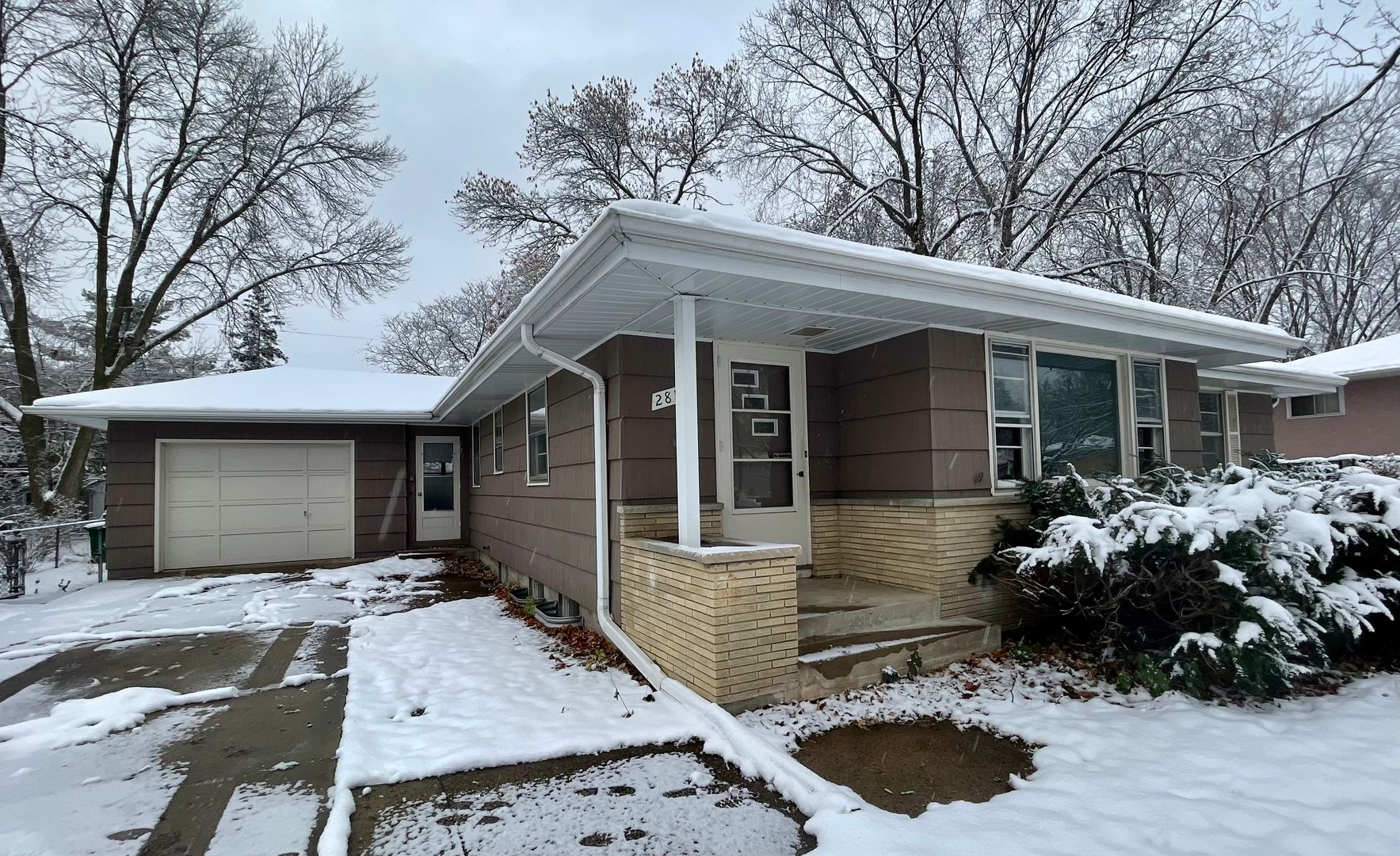 Brooklyn Center House: 2813 64th Ave N