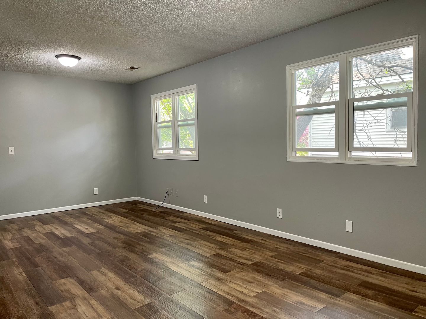 Minneapolis Apartment: 3211 6th St N