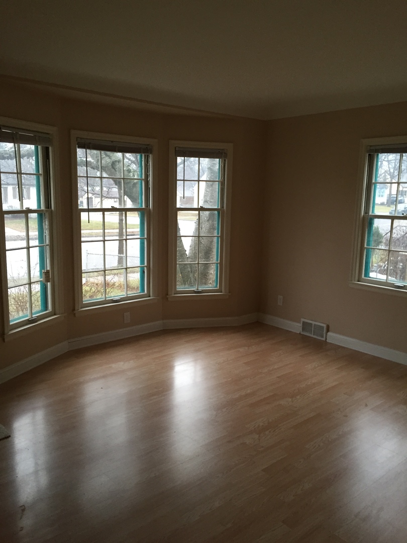 St. Paul House: 1607 Arlington Ave E