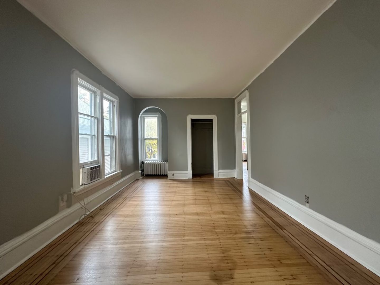 Minneapolis Apartment: 2709 Aldrich Ave S