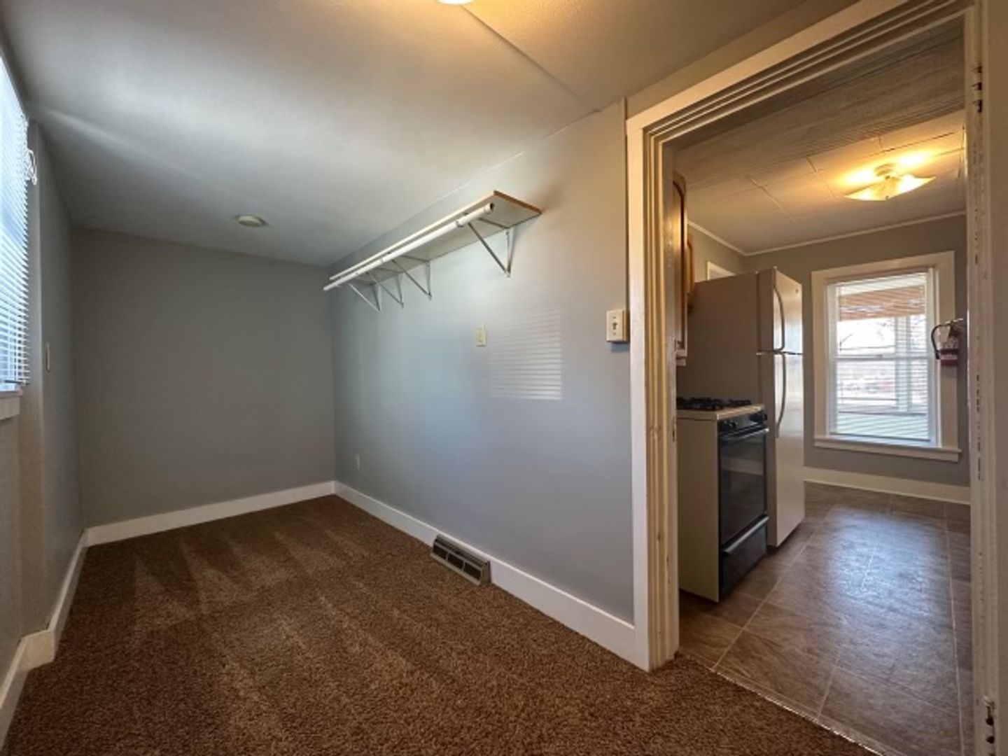 St. Cloud Apartment: 812 7th Ave South